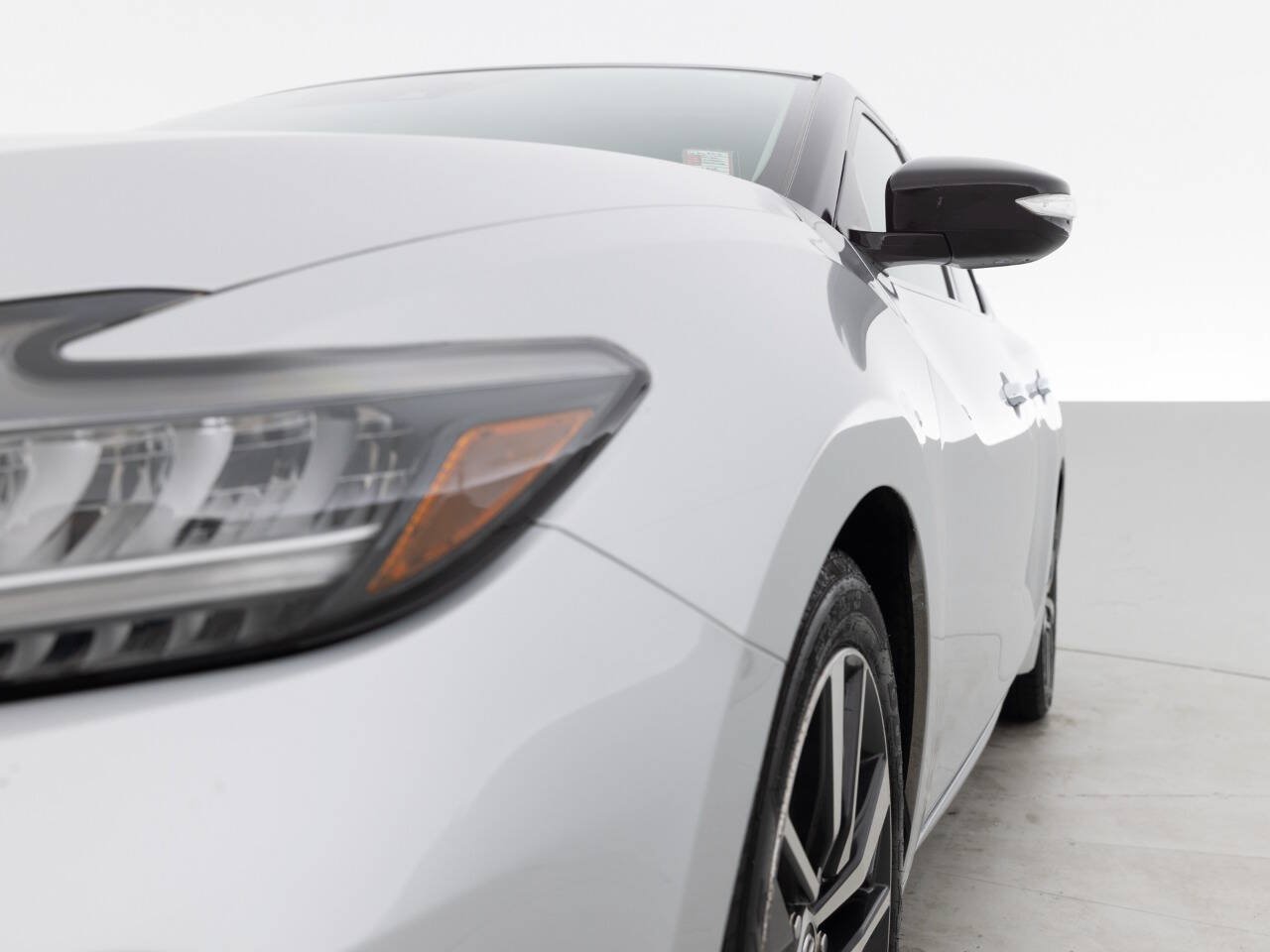 Used 2020 Nissan Maxima 3.5 SV w/ Floor Mat Group FWD image 12