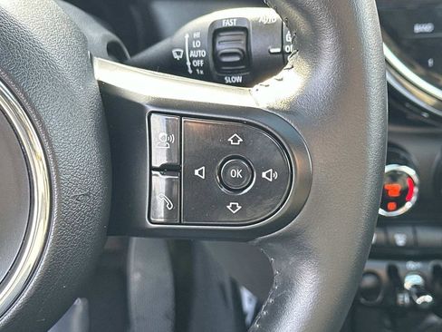 Used 2023 MINI Cooper 2-Door Hardtop image 16