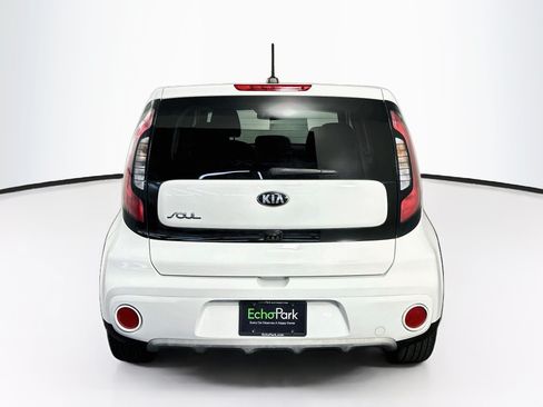 Used 2019 Kia Soul + FWD image 7