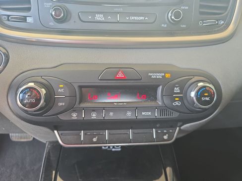 Used 2016 Kia Sorento EX w/ EX Premium Package FWD image 21