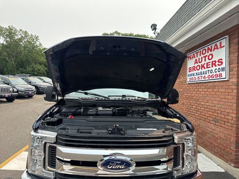 Used 2017 Ford F250 XLT w/ XLT Value Package AWD/4WD image 31