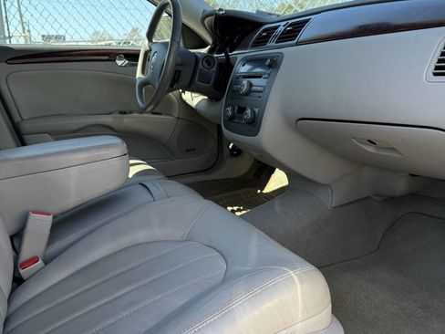 Used 2007 Buick Lucerne CXL w/ Luxury Package image 19