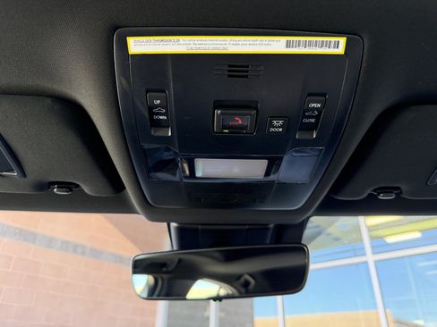 Used 2024 Lexus UX 250h FWD image 22