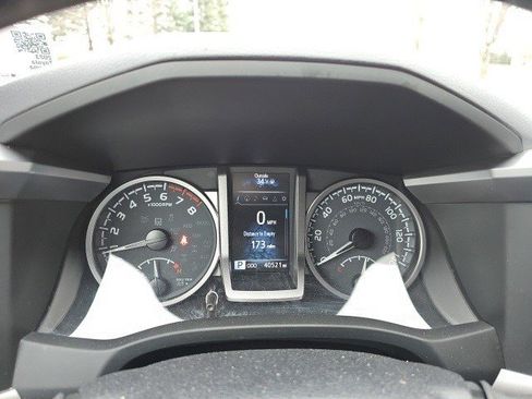 Used 2023 Toyota Tacoma Limited image 22