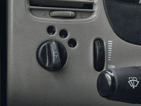 Used 1996 Ford Explorer XL RWD image 14