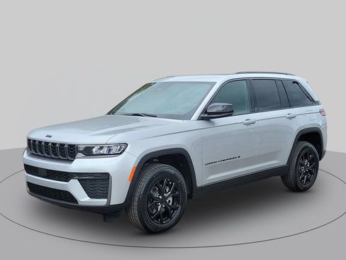 New 2026 Jeep Grand Cherokee Altitude AWD/4WD image 7