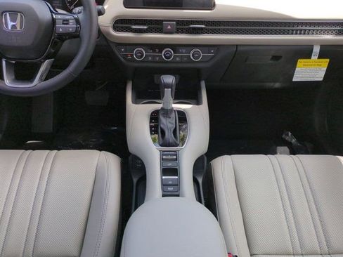 New 2026 Honda HR-V EX-L image 17