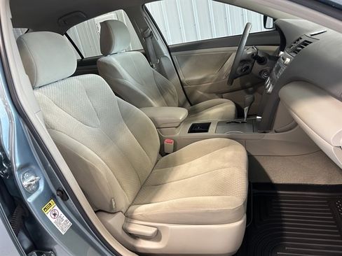 Used 2009 Toyota Camry SE image 24