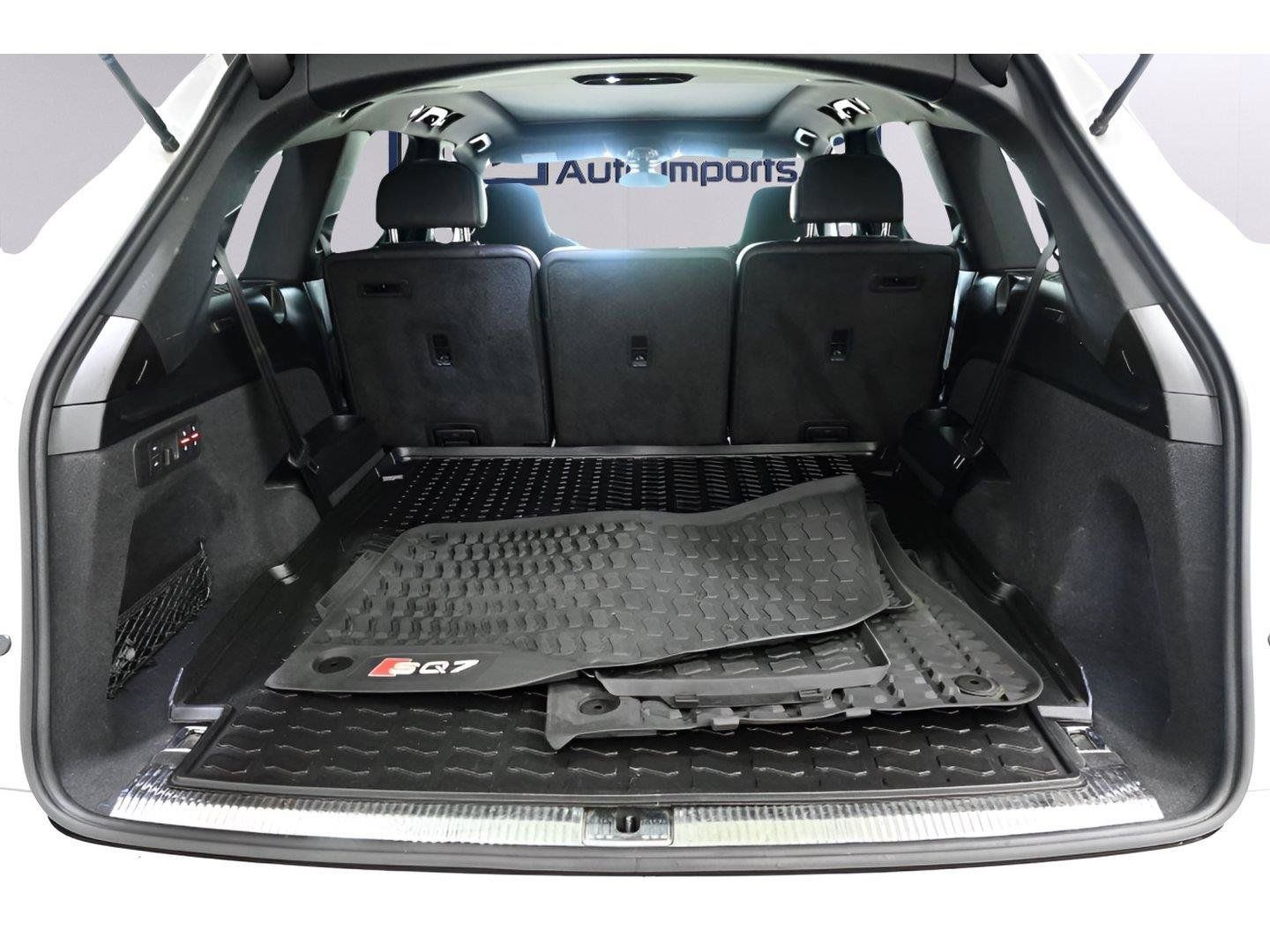 Used 2021 Audi SQ7 Premium Plus w/ Driver Assistance Package AWD/4WD image 17
