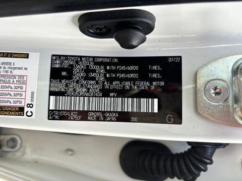 Used 2022 Toyota 4Runner Limited image 30