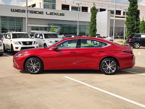 Certified 2025 Lexus ES 350 w/ Premium Package FWD image 4