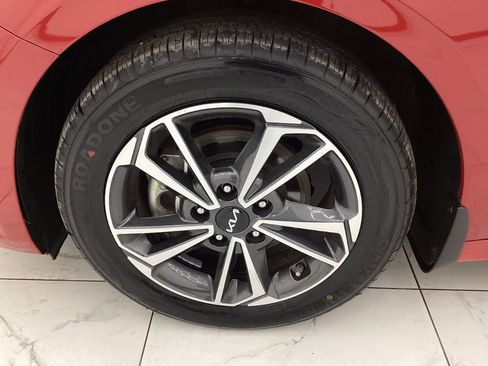 Used 2022 Kia Forte LXS image 43