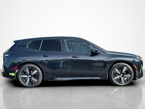 Used 2024 BMW iX xDrive50 w/ Sport Package AWD/4WD image 6