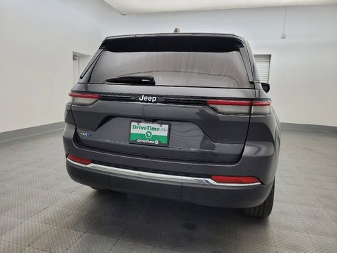 Used 2022 Jeep Grand Cherokee Limited 4xe image 7