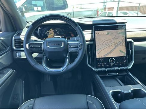 New 2025 GMC Acadia Denali w/ Super Cruise Package image 18