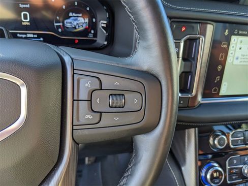 Used 2024 GMC Yukon Denali Ultimate image 32