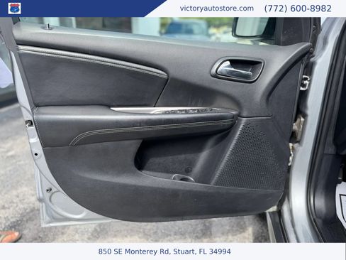 Used 2020 Dodge Journey Crossroad FWD image 14