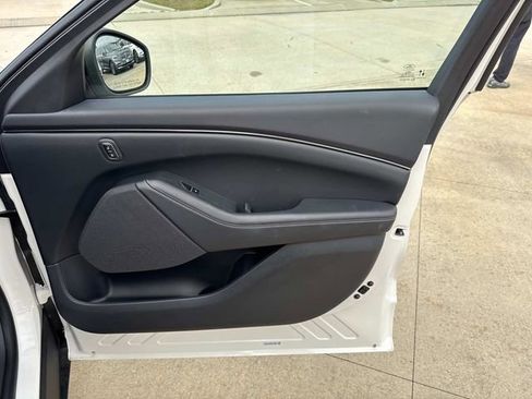 Certified 2024 Ford Mustang Mach-E Select w/ Comfort Package Lite image 15