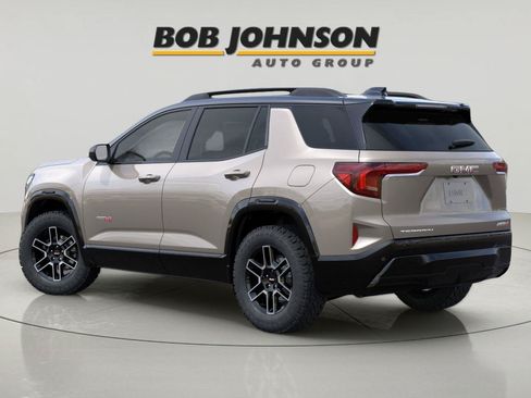 New 2026 GMC Terrain AT4 AWD/4WD image 4