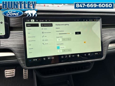 Used 2022 Rivian R1T Launch Edition image 19