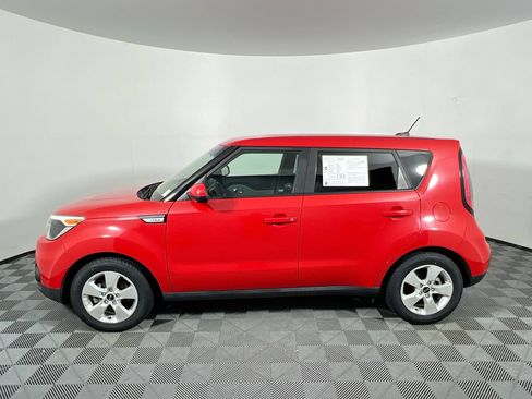Used 2019 Kia Soul FWD image 6