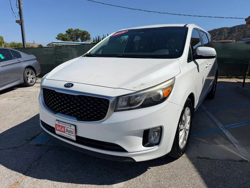 Used 2016 Kia Sedona EX FWD image 7