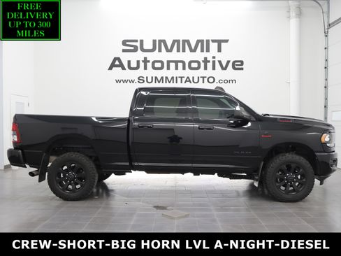 Used 2022 RAM 2500 Big Horn w/ Night Edition AWD/4WD image 1
