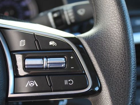 Used 2024 Kia Forte LXS image 16