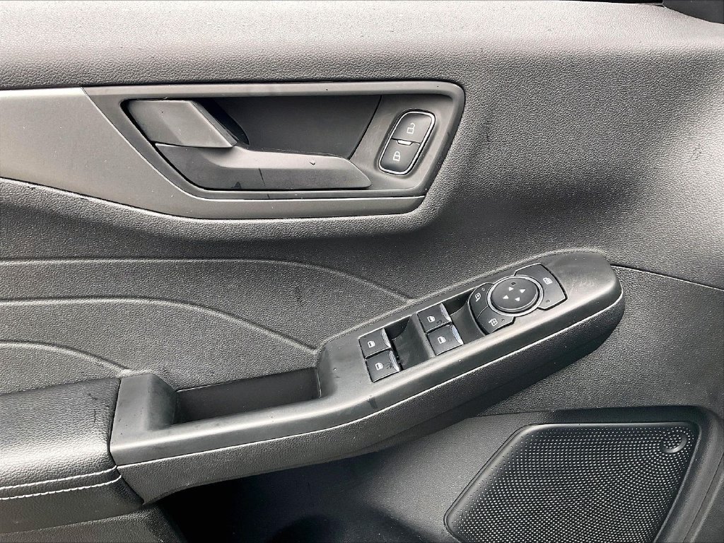 Used 2024 Ford Escape Active AWD/4WD image 37