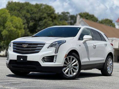 Used 2019 Cadillac XT5 Premium Luxury AWD/4WD image 1
