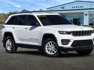 Used 2024 Jeep Grand Cherokee Laredo X AWD/4WD video 2