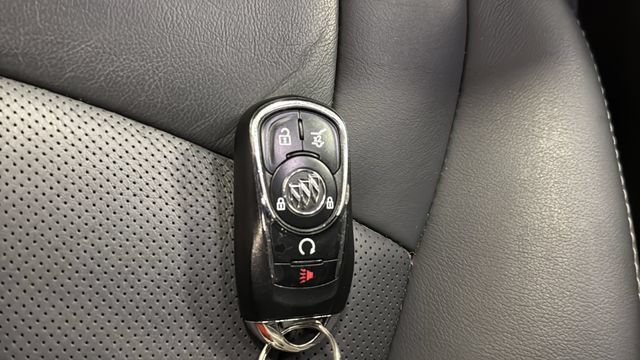 Used 2018 Buick Enclave Premium w/ LPO, Hit The Road Package AWD/4WD image 43
