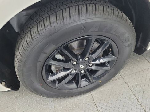 Used 2019 Dodge Journey SE w/ Premium Group FWD image 31