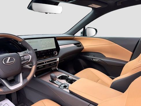 Used 2023 Lexus RX 350 w/ Accessory Package (2T) image 24