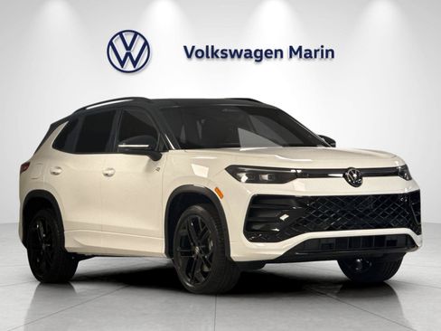 New 2026 Volkswagen Tiguan SE R-Line AWD/4WD image 7
