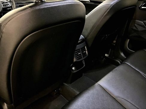 Used 2021 Kia Seltos SX w/ SX Sunroof Package AWD/4WD image 10