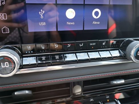 New 2025 Chevrolet Colorado Z71 w/ Technology Package image 23