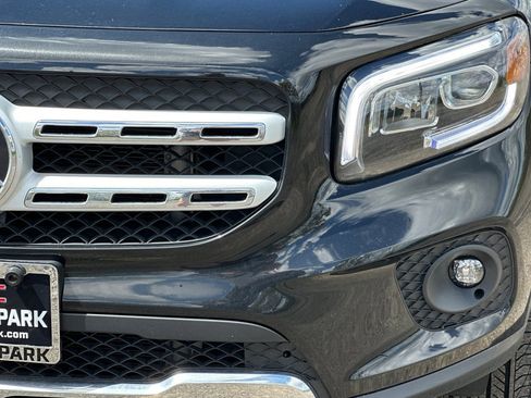 Used 2023 Mercedes-Benz GLB 250 4MATIC image 50