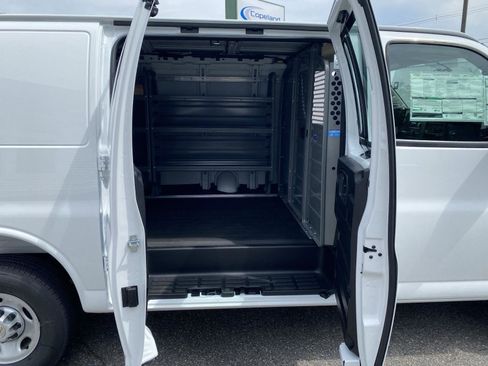 New 2025 Chevrolet Express 2500 w/ Driver Convenience Package image 38