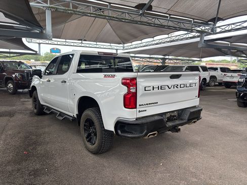 Used 2021 Chevrolet Silverado 1500 LT Trail Boss w/ Convenience Package II AWD/4WD image 7