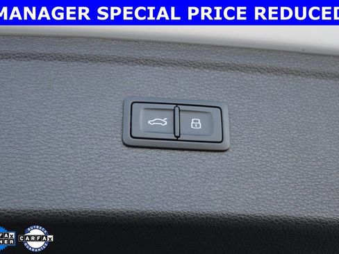 Used 2024 Audi Q5 2.0T Prestige w/ Prestige Package image 34