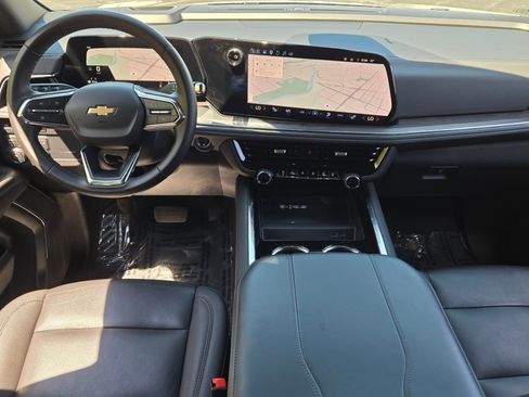 Certified 2025 Chevrolet Tahoe LT AWD/4WD image 21