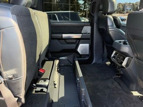 Used 2024 Ford F350 Platinum image 21