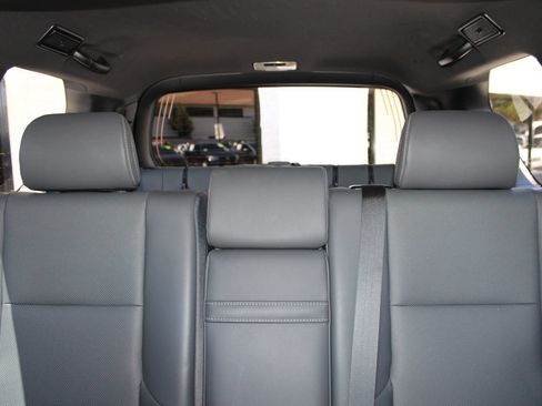 Used 2020 Lexus GX 460 Premium w/ Premium Package AWD/4WD image 13
