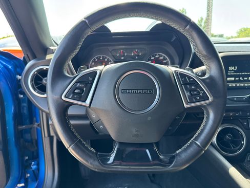 Used 2016 Chevrolet Camaro LT RWD image 13