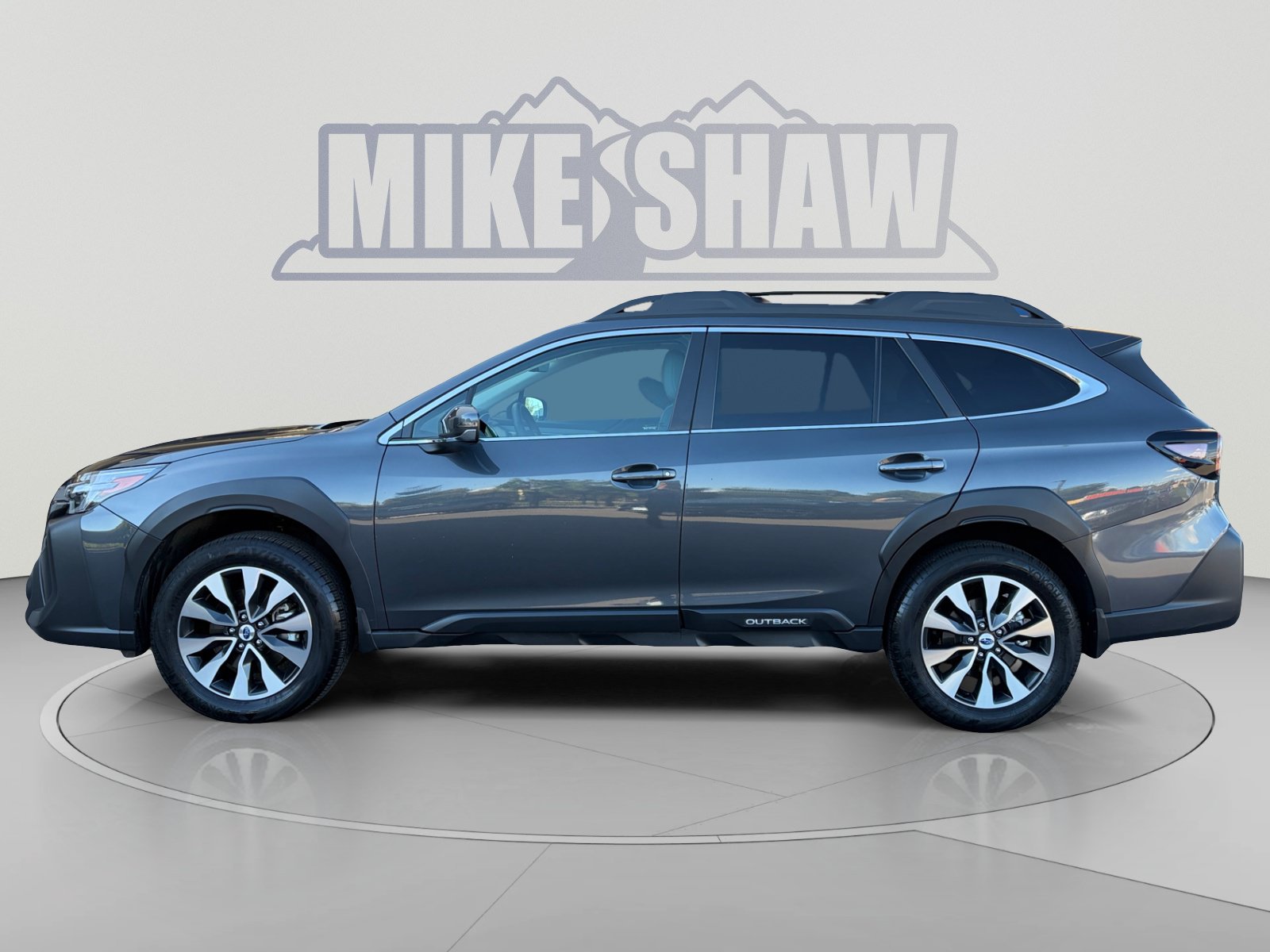 Certified 2024 Subaru Outback Limited AWD/4WD image 3