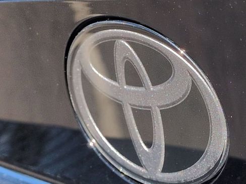 New 2026 Toyota Prius Plug-In Hybrid image 25