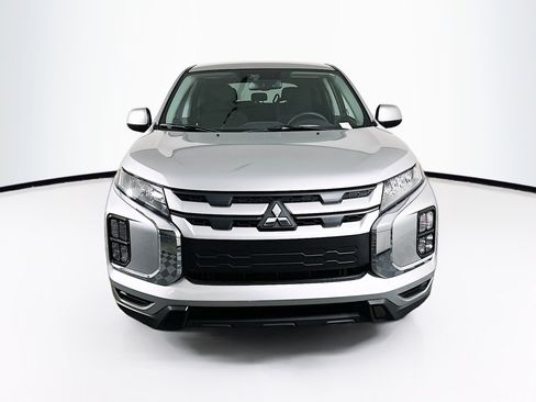 Used 2025 Mitsubishi Outlander Sport ES image 2