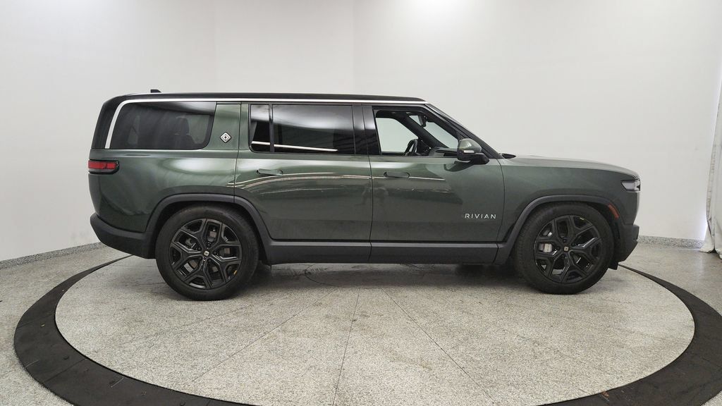 Used 2025 Rivian R1S Adventure Dual AWD/4WD image 6