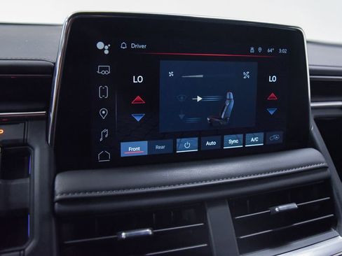 Used 2024 GMC Yukon SLE AWD/4WD image 23